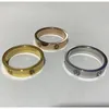 Ringas de banda Trendy Aço inoxidável aço rosa cor de ouro anel de amor para homens casal casal anéis de cristal cz bend luxury jewelry wedding presente 230815
