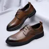 Elbise Ayakkabı Moda Deri Erkek Oxford Elegantes Resmi Daireler Tasarım İnsan İş İngiliz Tarzı Erkek Brogue Ayakkabı 230814