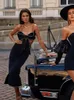 Vestidos casuais mulheres estilo de verão sexy oco para os diamantes de cristal preto Midi Bodycon Bandage Dress 2023 Festa da noite elegante