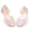 Tênis de tênis sapatos de salto alto para crianças Pearl Teen Crystal Party Princesa Criança Casamento Sandálias de couro formal calçados 230814