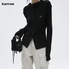 Женские блузкие рубашки Карррам Ямамото в стиле черная рубашка темная эстетическая готическая блузя грант японская эмо -эмо -одежда плиссированная дизайн y2k 230816