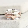Bandringar damer ångest Stapelbar roterande ring persikhjärta Två ton dekompression älskar smycken för gåva droppleverans dhwhu