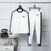 2023 Mens Tracksuit 남자 디자이너 Guc 스웨트 슈트 여자 후드 티 바지 남자 의류 스웨트 셔츠 풀버 캐주얼 테니스 스포츠 트랙 슈트 땀복