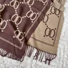 Luxe Mode Écharpe Designer pour Femmes Hiver Cachemire Châles Hommes Classique Foulards Marque Pashmina Vintage Lettre Soie Twilly Châle 238163C3