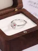الأزياء الأوروبية والأمريكية الجديدة S925 Sterling Silver Light Luxury Men and Women's Rings Flower Branch Advanced Arvanced Ring Open Ring