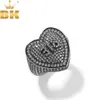 Anelli di nozze The Bling King Lettere personalizzate Numero Big Heart Ring Full Paved Out CZ Personalized Party Men Women Hiphop Jewelry 230815