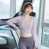 Camisas activas para mujeres top de yoga con almohadilla de cofre sexy de otoño ajustado a la mañana de otoño de los delgados deportes profesionales de la manga larga ropa de fitness de manga larga