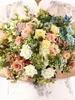 Decoratieve bloemen Silk Hydrangea Kunstmatige bloem Wit Wedding Small Bouquet Home Kerstmis DIY Decoratie Fall