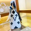 Mulheres de luxo onthego designer bag louiseits em relevo couro ombro crossbody sacos cáqui viutonits mensageiro tote sacos branco 25cm bolsa bolsa de alta qualidade