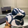 Design high-end men's and women's baseball caps with small face fisherman's caps luxurys street sports wind travel hats