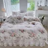 Sängkläder sätter chic täcke täckning set bomullskungstorlek dubbelsäng tryck blommig prinsessa 4 st ruffle kjolade sängäcken 2 kuddar