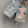 Cortometraggi da donna graffiti artistici jeans corti donne estetica graziosa vita alta perla perle perle frangia strappata foro sciolta