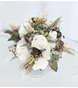 Bröllopsblommor 2023 Vintage Ivory White and Brown Poney Bride Holding Outdoor Simulation Bouquet Bridal Fiori