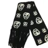 Lenços de cachecol com franjas para homens em preto e branco caveira cruza traslado imitação de lã de lã de outono inverno de inverno skull 230815