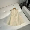 Designer Baby Jurk Hollow Out Design Kids Rok Lace Decoratie Girl Rok Maat 100-150 cm Mouwloze jurk uit één stuk Luxueus juli11