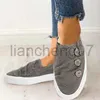 Klänningskor ny het stil plus storlek tvättad denim canvas skor kvinnor plus storlek platta par skor unga rynka metall spänne singel skor 43l0816