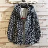 Mensjackor Fallwinter Leopard Print Jacket Loose and Bekväm bomullspadded jacka Fashion Mens and Womens Autumn Warm Jacket 230815