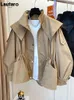 Kvinnors dikerockar Lautaro Spring Autumn Superdimased Casual Waterproof Khaki Windbreaker Women med långärmad huva dragkropps blixtlåsjacka 230815