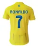 Al Mens Tshirts 2324 NASSR FC Ronaldo Futbol Formaları Erkekler Çocuklar Kital Hilal Suudi Tekdüzen Ev Sarı Cr7 Boys Futbol Şiirt Benzema Hayranları Oyuncu Versiyon Jersey 2