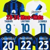 バレラサッカージャージLUKAKU VIDAL 23 24シャツキットJ.Correa Calhanoglu Gagliardini Correa Inters Milans Uniformsフットボールシャツ男性キッズキットEqupment