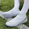 2023 Neue Qualitätsfußballstiefel Großhandel bequeme Fußballschuhe atmungsaktive weiße Männer Sneakers Futsal Training 230814