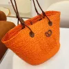 Strohdesignerinnen Frauen Bag Umhängetaschen Handtaschen einfache Stricken Häkelsticke Offenes Freizeit -Innenraum Innenraum zwei dünne Gurte Leder Blumenmodische Purne