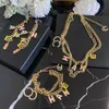 Luxury Designer Chain Bracelets Letters de joias homens Mulheres clássicas de 18k Bracelets de cobre banhados a ouro Moda cem com acessórios Pulseiras de casal