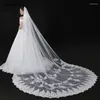 Bridal Veils Janevini 2023 Vintage Cathedral Long Ivory Wedding Lace Appliques Edge Soft Tule met kam Voile 5m Mariage