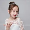Hair Clips Children's hoofdtooi krans witte lint meisje's ornament Princess Girl Lovely Korean Edition Insert Comb Band Cro