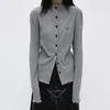 Женские блузкие рубашки Карррам Ямамото в стиле черная рубашка темная эстетическая готическая блузя грант японская эмо -эмо -одежда плиссированная дизайн y2k 230816