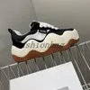 Designer casual skor kvinnor sneakers heaking sneaker plattform canvas sko kvinnor trippel wavy bröd sko tjockt solade gummitränare sömmar med låda