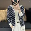 Kvinnors hoodies koreansk tröja 2023 vår- och höstkontrast bokstavsmönster huva blixtlås stickad kofta lös långärmad kappa
