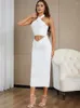 Casual jurken vrouwen sexy wit uit schouder halter mouwloze holle out midi bandage elegante kwamen 2023 bodycon avond feestclub jurk