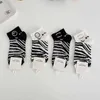 Sokken HOSIERENDE Designer Spring zomer enkel sok ijzeretiket driehoek Mark Zebra Stripe Black Wit Laaggesneden Korte Kousen voor mannen Women 48Y7