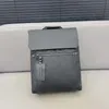豪華な紳士ショルダーバッグ本物のレザーダブルストラップデザイナーバッグナーリングバックパックビジネスコンピューターバッグ最高品質