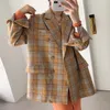 Damespakken Clothland Women Elegant Plaid Blazer Geroolde lange mouw losse fit jas Kantoor Draag Retro -jas Mujer CA797