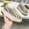 Sneakers de diseñador zapatos para mujeres g en relieve de zapatillas de impresión de letras de zapatillas