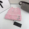 Moda wysokiej jakości litera czapka unisex dzianinowy hat