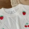 Kvinnors tröjor Summer Strawberry Knitting Top Women 2023 Söt kvinnlig o Neck mjuk casual skördet tunna tröja tröjor Beige