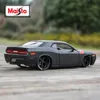 Diecast Model Maisto 1 24 2008 Dodge Challenger Sports Car Static Die State Muccles Townible Toys 230815