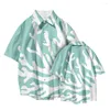 Mäns casual skjortor 2023 Lianshuodian fritid mode koralltryck kort ärmskjorta par stil med street harajuku