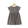 Sukienki dla dziewczynki letnia sukienka dziewczynka sprężyna małe dziewczynki liniowe bawełniane swobodne vintage solidne sukienki dla dzieci dla dziewcząt R230816