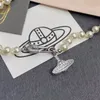 Espace extérieur Collier Collier Collier pendentif Pin Pin Pin Perle Pendante Collier Collier 925 Silver Full Diamond Planet Choker Clarbone