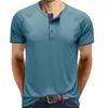 Herren-T-Shirts Sommerqualität kurzärmelig T-Shirts Henley Kragen Solid Color Casual Tops Tasche T-Shirt weiches, bequemes Bottoming-T-Shirt