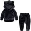 Kläder set Baby Boys Girls Velvet Hooded Set Kids Jacket Coat Pants Su For Sports Suits Tracksuits Toddler Barn Kläder 230815