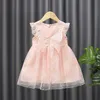 Mädchenkleider 2023 Baby Girls Sommer süße Kleid Schmetterling Outfit Hosenträger Blume Kinder ärmellose rosa gelb Vestidos R230816