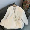 Designerkläder Kvinnor Luxury White Faux Mink Fur Coat Kvinnor Fluffiga varma lösa vinterjackor för kvinnor 2023 Pälsrockar