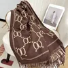 Luxe Mode Écharpe Designer pour Femmes Hiver Cachemire Châles Hommes Classique Foulards Marque Pashmina Vintage Lettre Soie Twilly Châle 238163C3