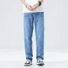 Мужские джинсы летние и удобные прямые растяжения тонны для брюк. Повседневная джинсовая джинсовая заземление бело -голубые голубые