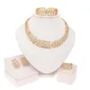Kolczyki naszyjne Zestaw 18 -karatowy złoto plisowany bransoletka bransoletka biżuteria Moda czterech sztuk DD10270